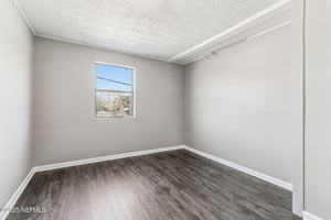 29025687