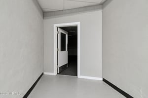 29025567