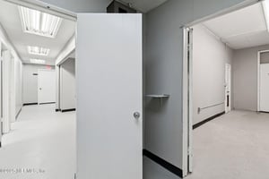 29025601