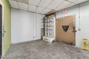 29025663