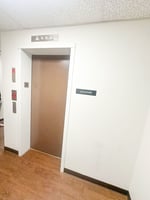 31883272