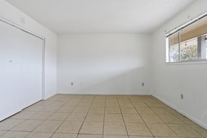 29056653