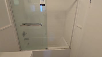 29079186