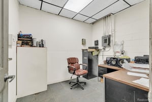 33661570