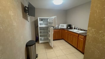 29200549