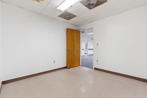 29204570