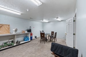 33628954