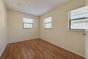 29204960