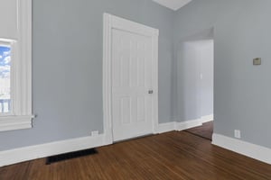 31575891