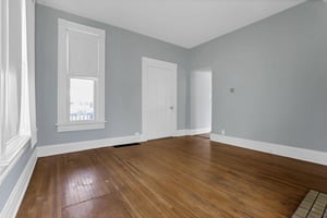 31575888