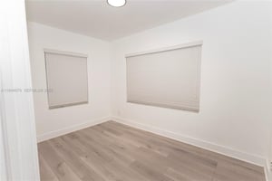 29340805