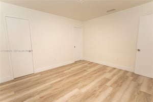 29340794