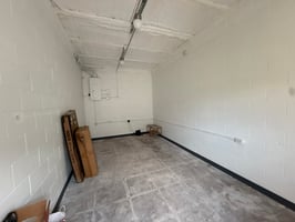 29220823