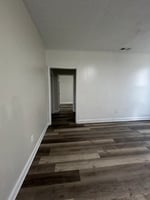 29287618