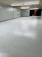 29300834