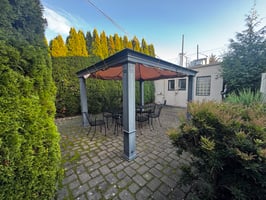 34022472