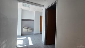29305267