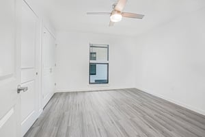 29308058