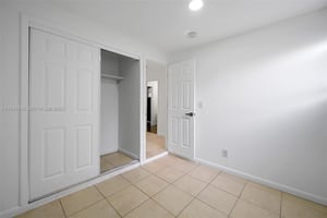 29322549