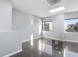 34031234