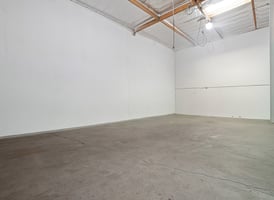 34031236