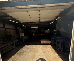 29585090