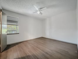 29351852