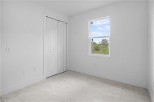 29394077