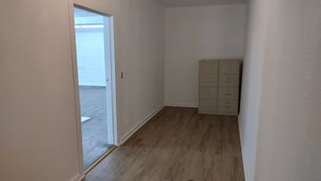 29394911