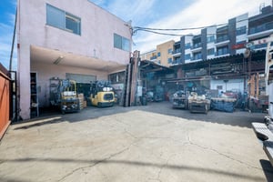 29431635