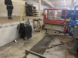 29481045