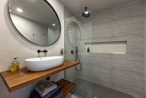 29493327
