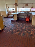 29500380