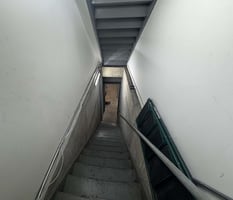 29500927