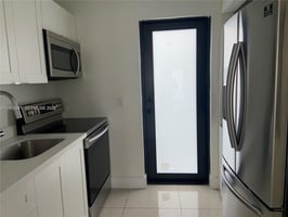 29504330