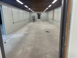 29527657