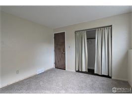 29528859