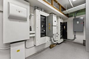 29530672