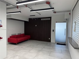 29557992