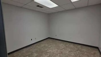 29531080