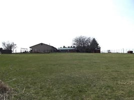 31762647