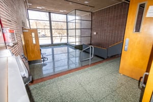 29545186