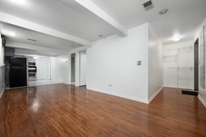 29554600
