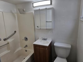 29563160