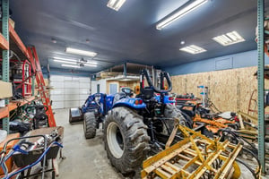 29560670