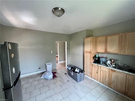29568321