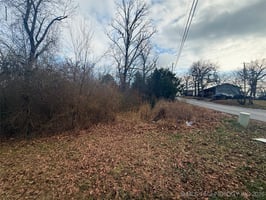 29570557