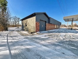 29570845