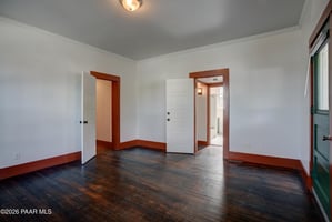 29572654
