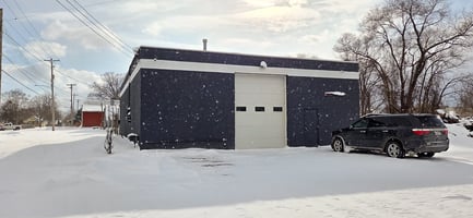 29577736